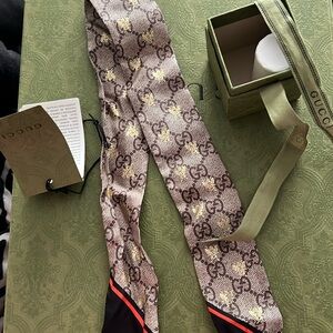 Gucci silk neck tie